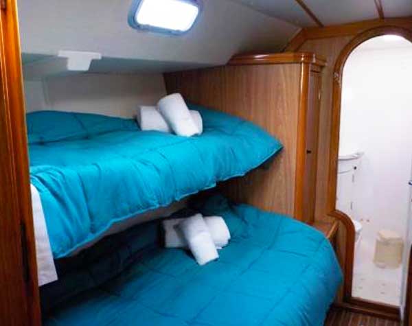sailing yacht private cruises