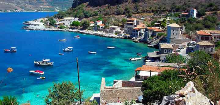 private sailing cruise own itinerary