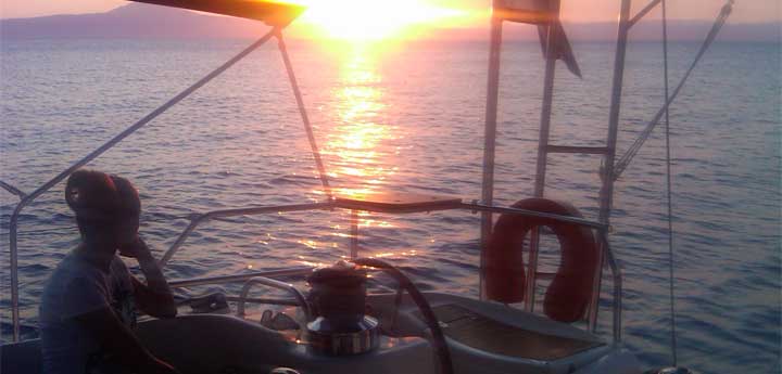 sunset cruises sailing yacht