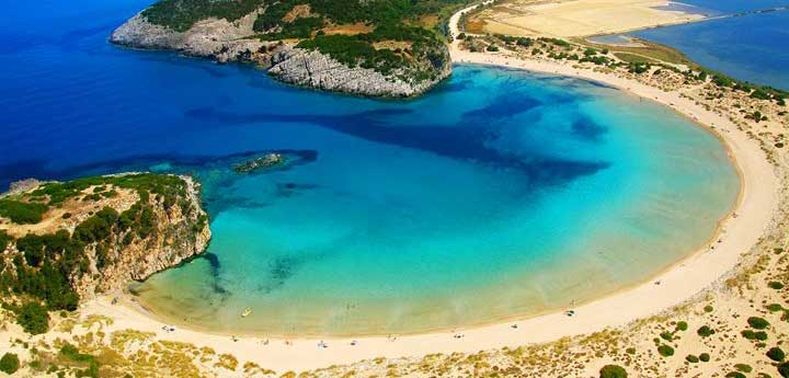 voidokoilia horseshoe beach south greece