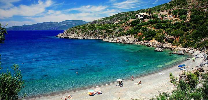 multiday private yacht hire