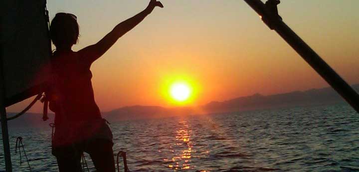 sunset cruises private boat tour Kalamata